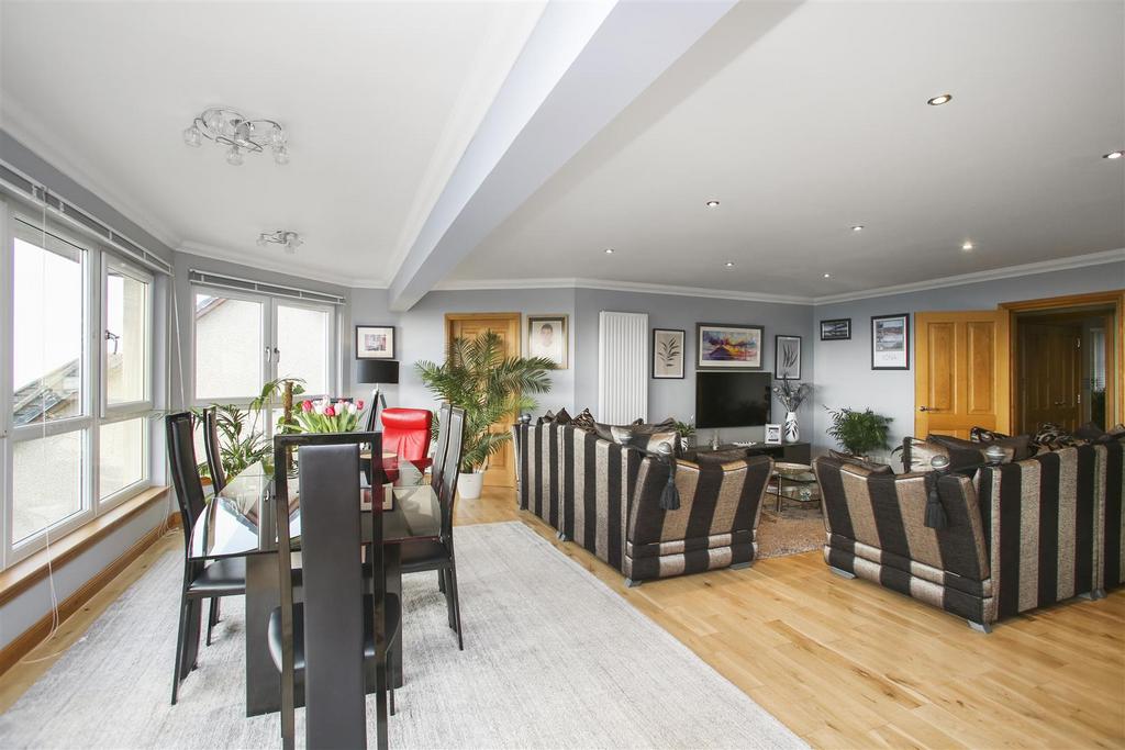 17c Burntisland Road 11.jpg