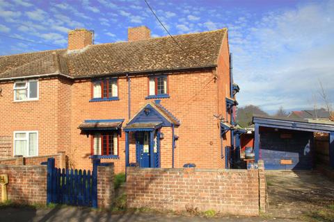 4 Chiltern Gardens, Watlington, OX49 5QW