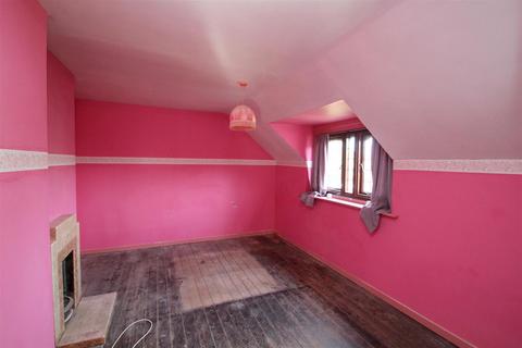 4 Chiltern Gardens, Watlington, OX49 5QW