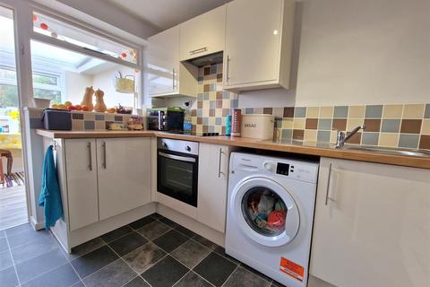 12 Branscombe Close, Southwell, Portland, DT5 2JJ