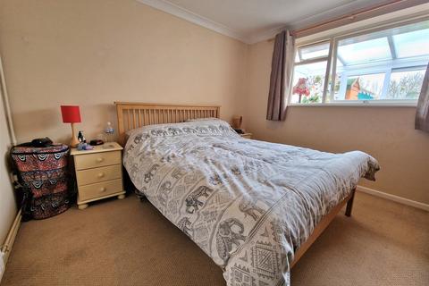 12 Branscombe Close, Southwell, Portland, DT5 2JJ