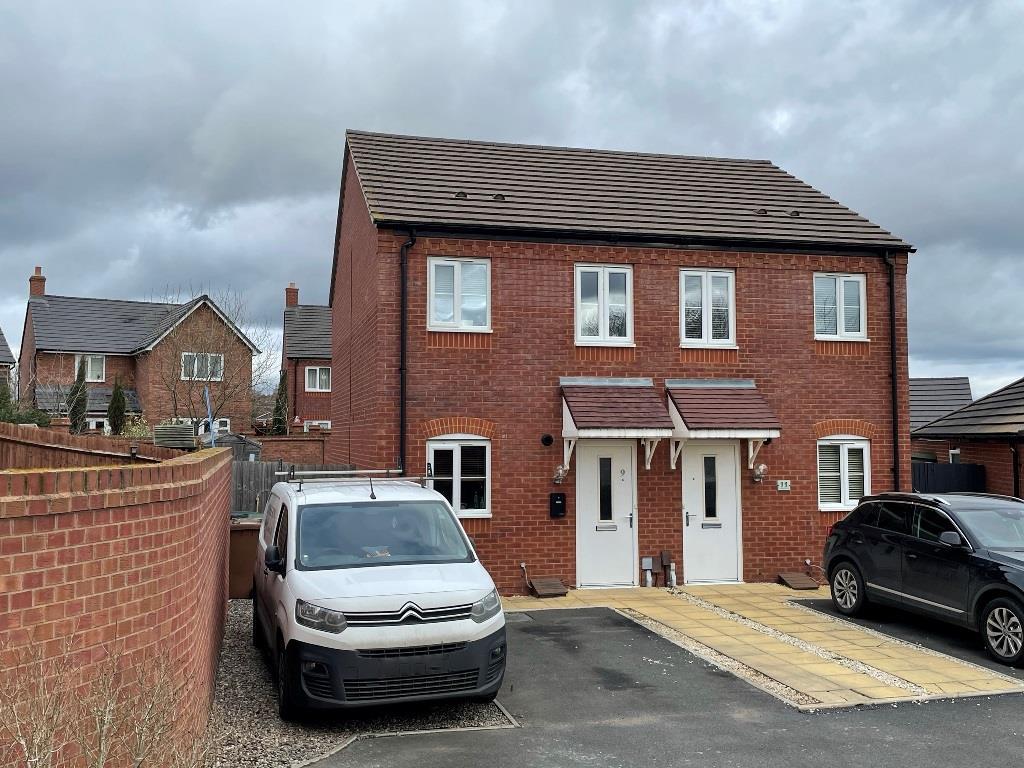 Cartwright Way, Evesham 2 bed semidetached house £229,950