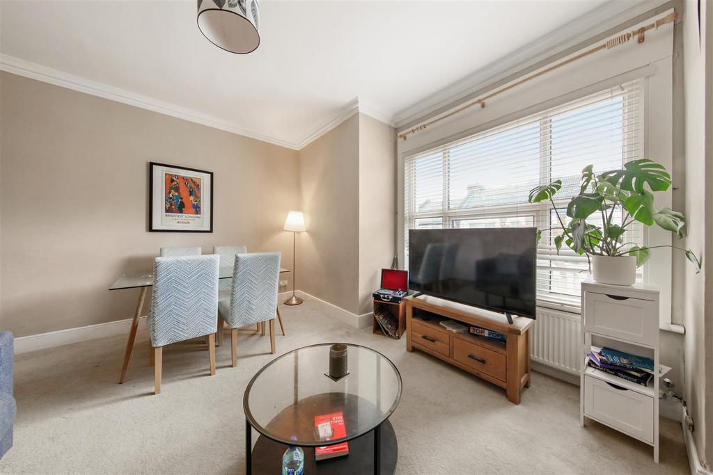 Felixstowe Road, Kensal Green, Lonon 1 bed flat for sale £429,950