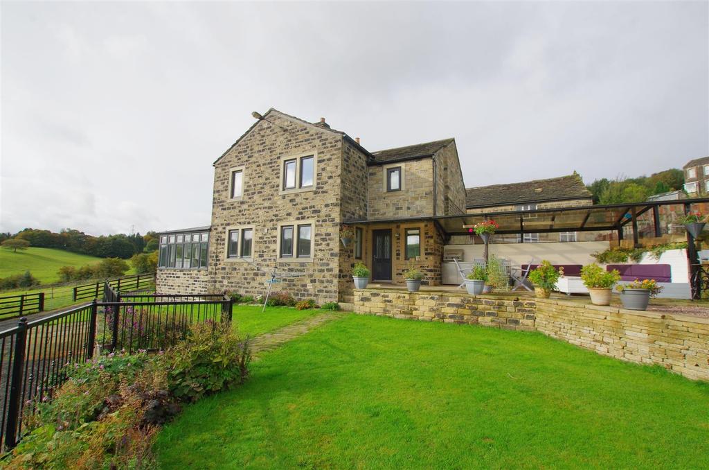 Steele Lane, Barkisland, HALIFAX 4 bed semidetached house £1,800 pcm
