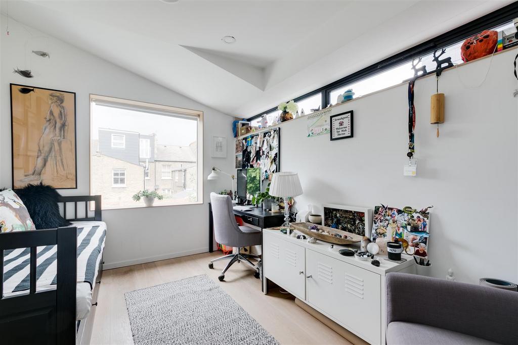 Reckitt Road, W4 - FOR SALE