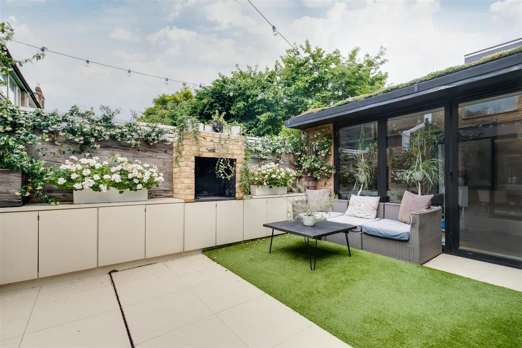 Reckitt Road, W4 - FOR SALE