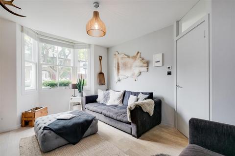 39 Reckitt Road, London, W4 2BT