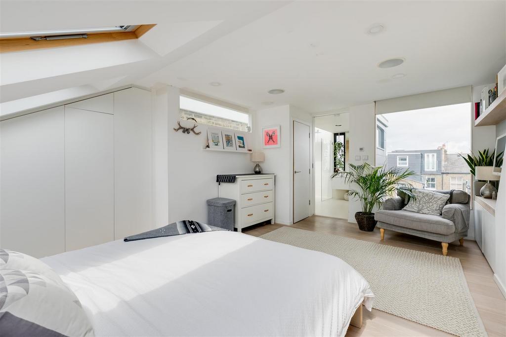 Reckitt Road, W4 - FOR SALE