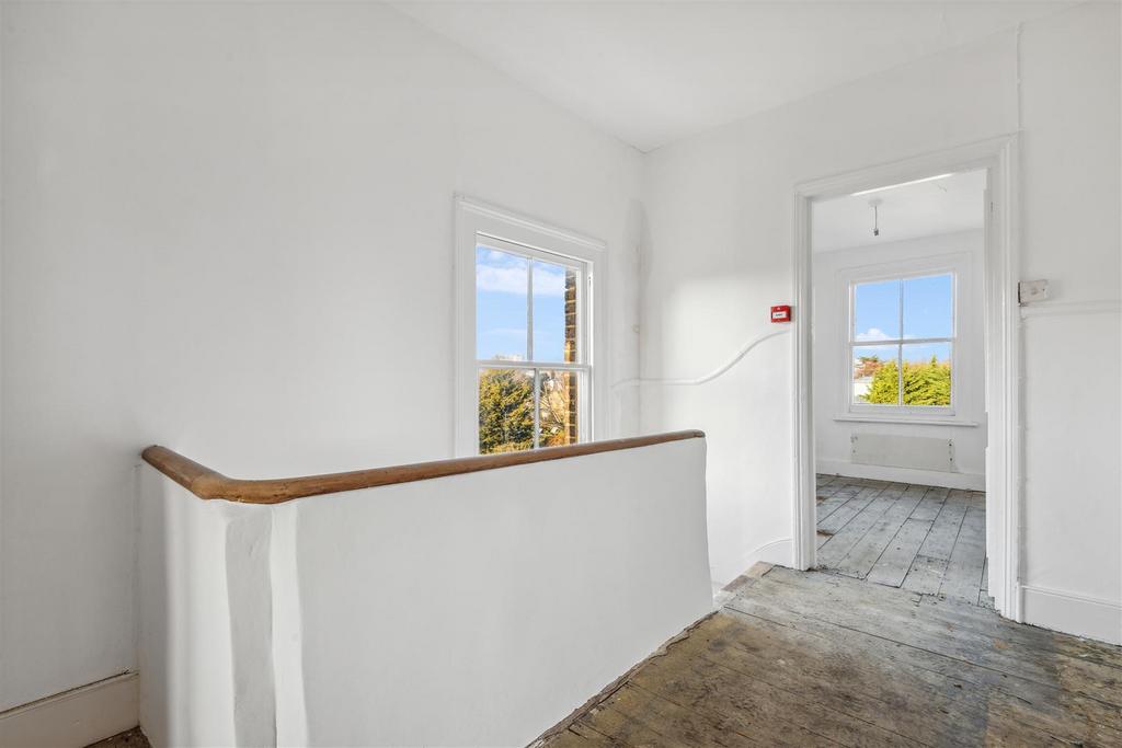 Grove Park Road, W4 - FOR SALE