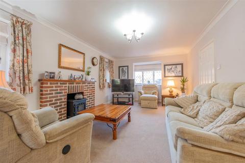 4 bedroom semi-detached house for sale - Priory Cottages, Station Road, Aylesford