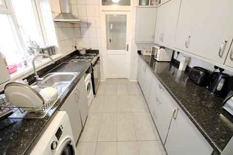 96 Carlton Road, Erith, DA8 1DU