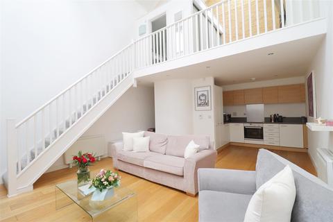 1 bedroom terraced house for sale - Old St. Michaels Drive, Braintree