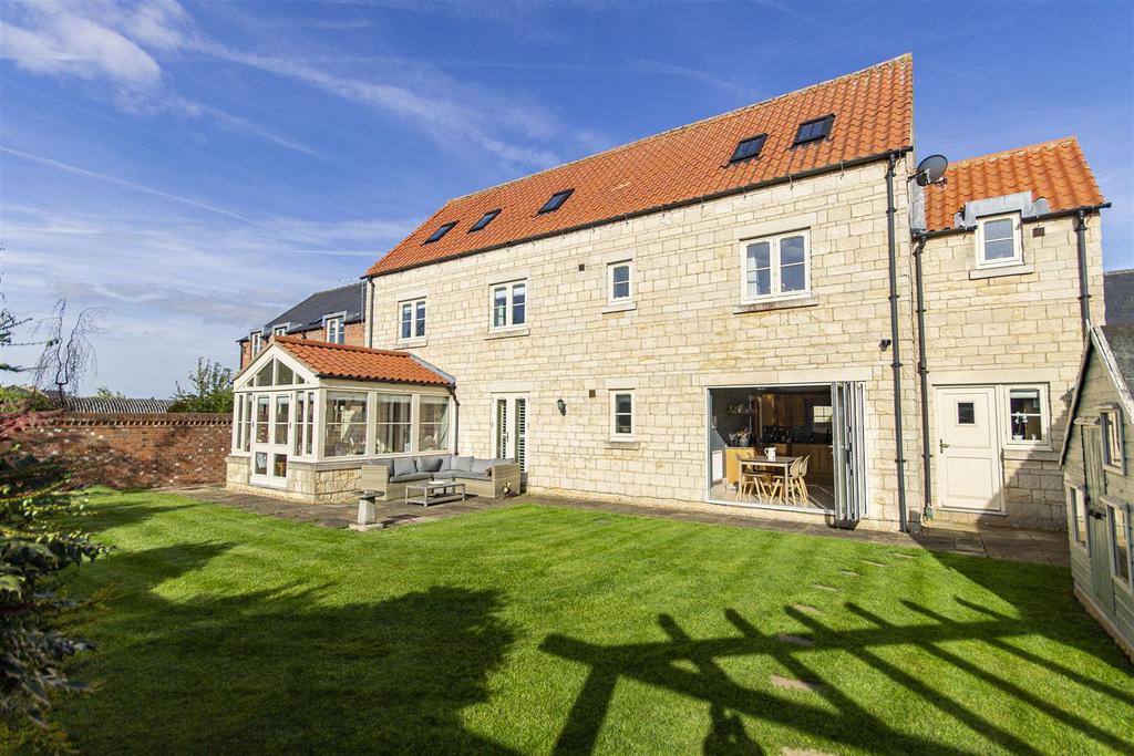 School Close, Palterton, Chesterfield 5 bed detached house for sale £650,000