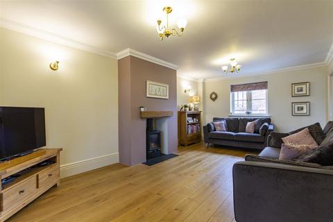 5 bedroom detached house for sale - School Close, Palterton, Chesterfield