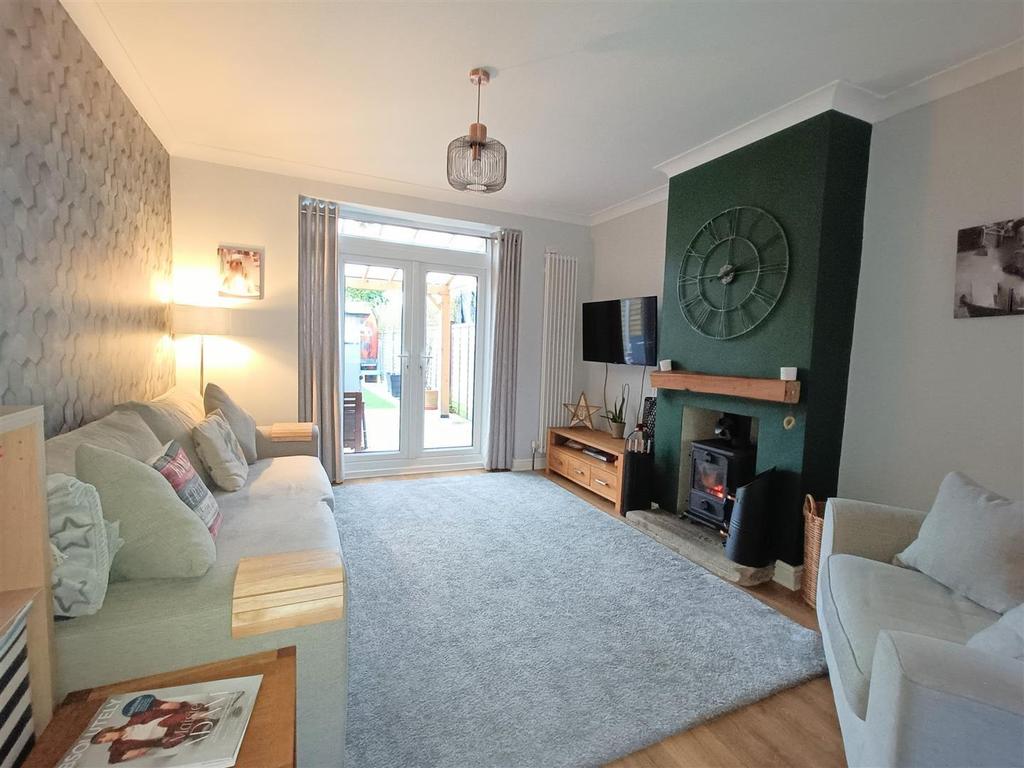 Danebury Drive, York, YO26 5EJ 3 bed semidetached house £325,000