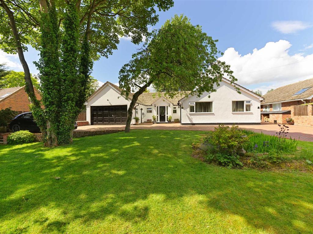High Ercall, TF6 6AE 4 bed bungalow for sale £595,000