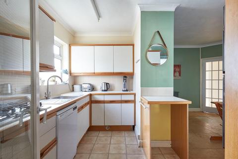 4 bedroom bungalow for sale - Pepys Way, Girton