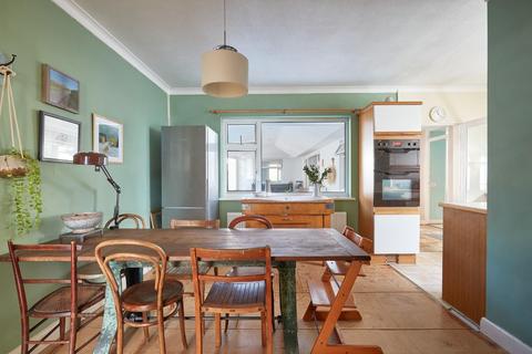 4 bedroom bungalow for sale - Pepys Way, Girton