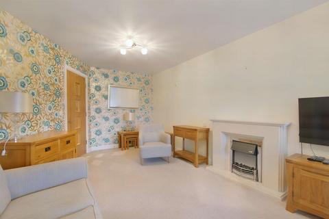 1 bedroom apartment for sale - Chesterton Court, Railway Road, Ilkley