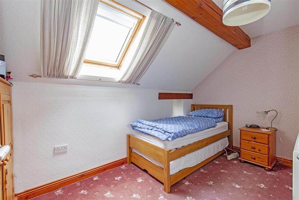 Bedroom 3-1.jpg