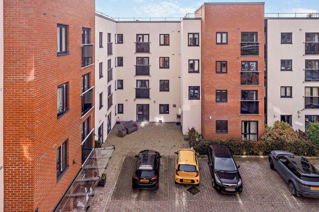 8574477-exterior05-800.jpg