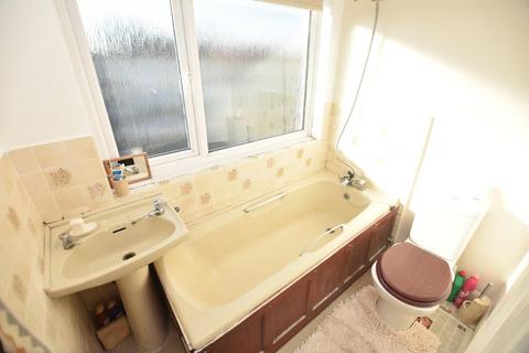 93a Holyrood Avenue, Harrow, HA2 8UD
