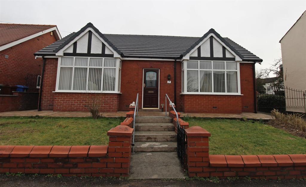 Ollerton Street, Adlington, Chorley 3 bed bungalow £1,100 pcm (£254 pw)