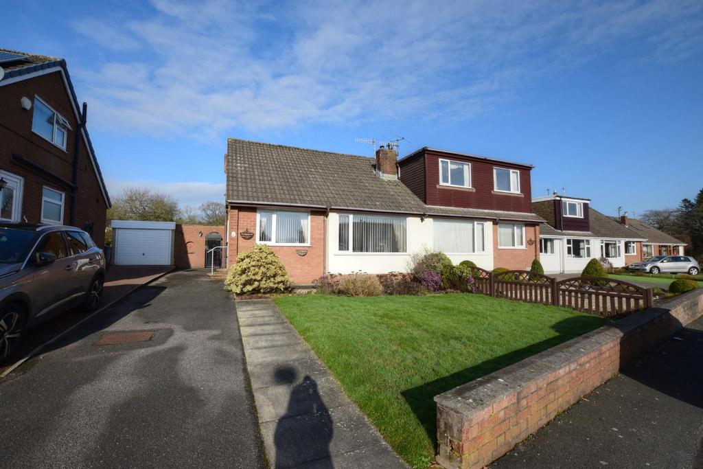Shap Close, Barrowford, Nelson 2 bed semidetached bungalow £240,000