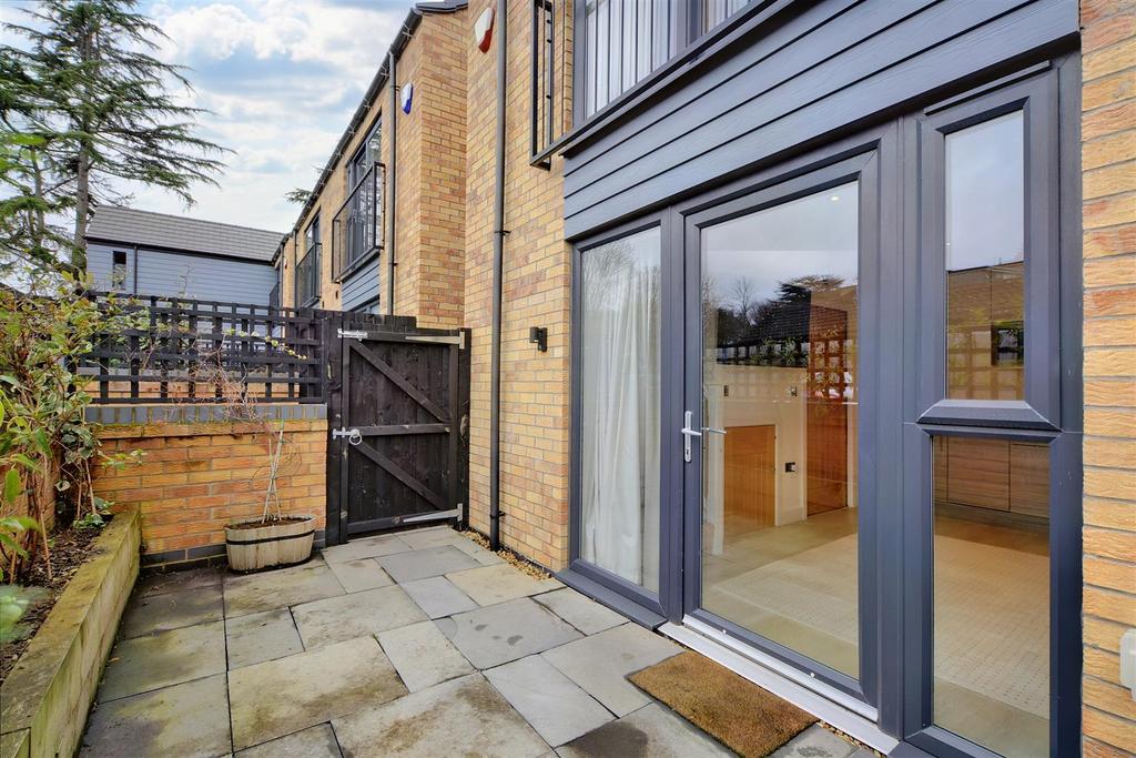 Court Yard 1.jpeg