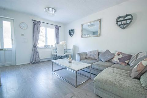 25 Ramshaw Drive, Chelmsford, CM2 6US