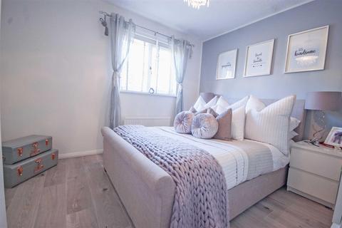 25 Ramshaw Drive, Chelmsford, CM2 6US