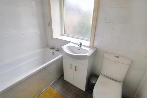 2 bedroom cottage for sale - Westgate, Almondbury, Huddersfield, HD5 8XQ