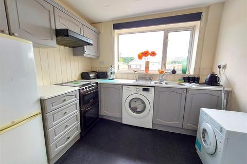 4 Bala Close, Stourport-on-severn, DY13 8JJ