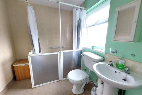 4 Bala Close, Stourport-on-severn, DY13 8JJ