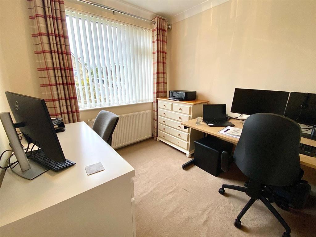 Priory way 73 bed 3.jpg