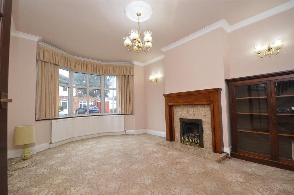 Poplar Avenue, Birstall 3 bed semidetached house for sale £299,950