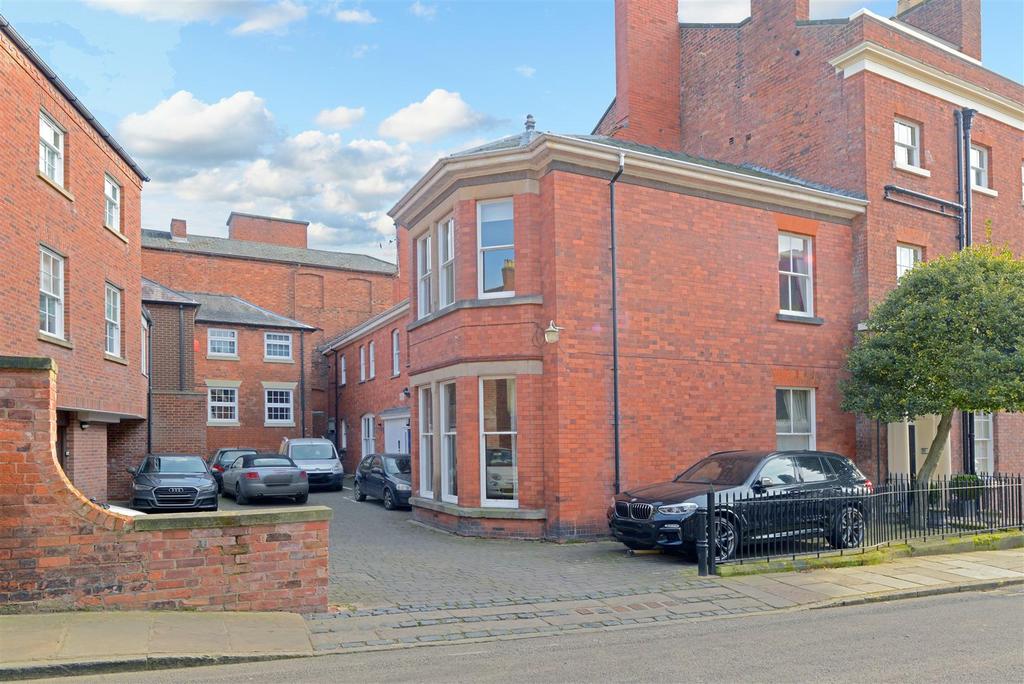 Quarry Place, Shrewsbury 1 bed apartment for sale £179,995