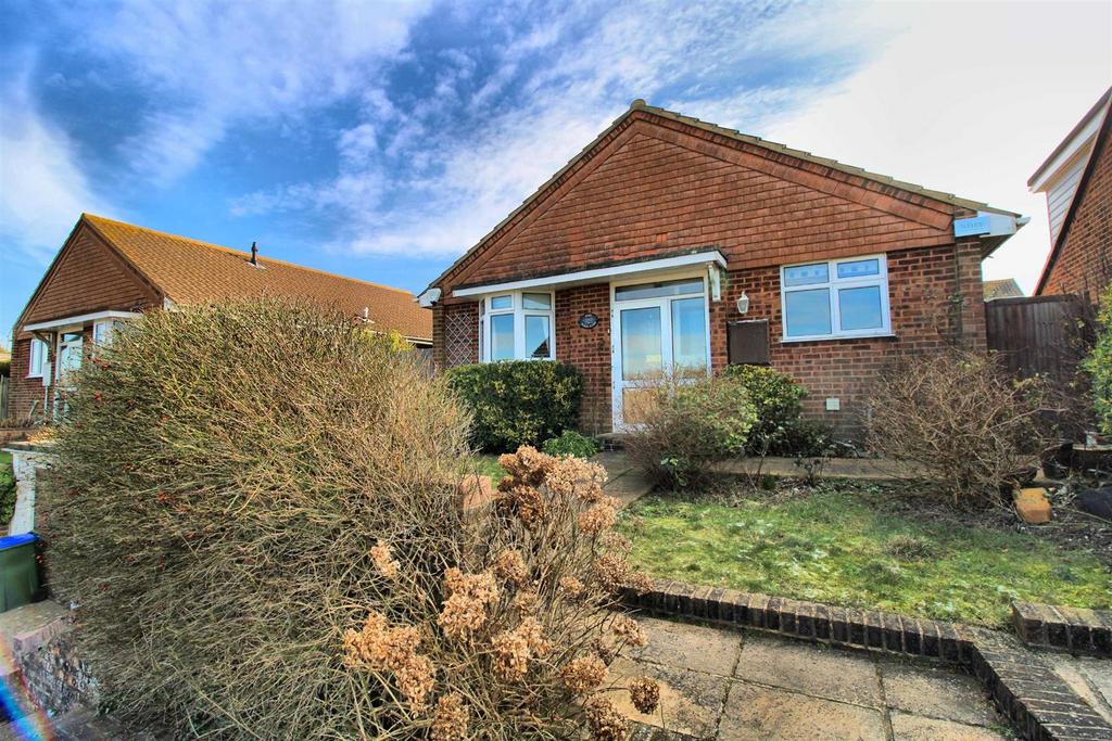 Dukes Close, Seaford 2 bed detached bungalow for sale £375,000