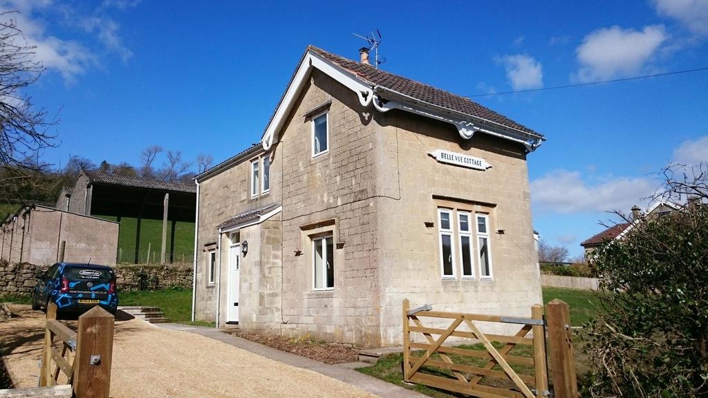 Monkton Combe 3 bed house £1,500 pcm (£346 pw)