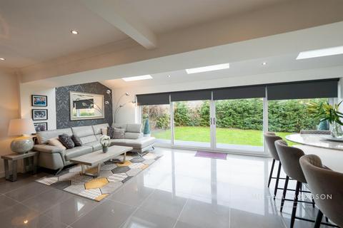 Idylwild Dipe Lane, East Boldon, NE36 0PH