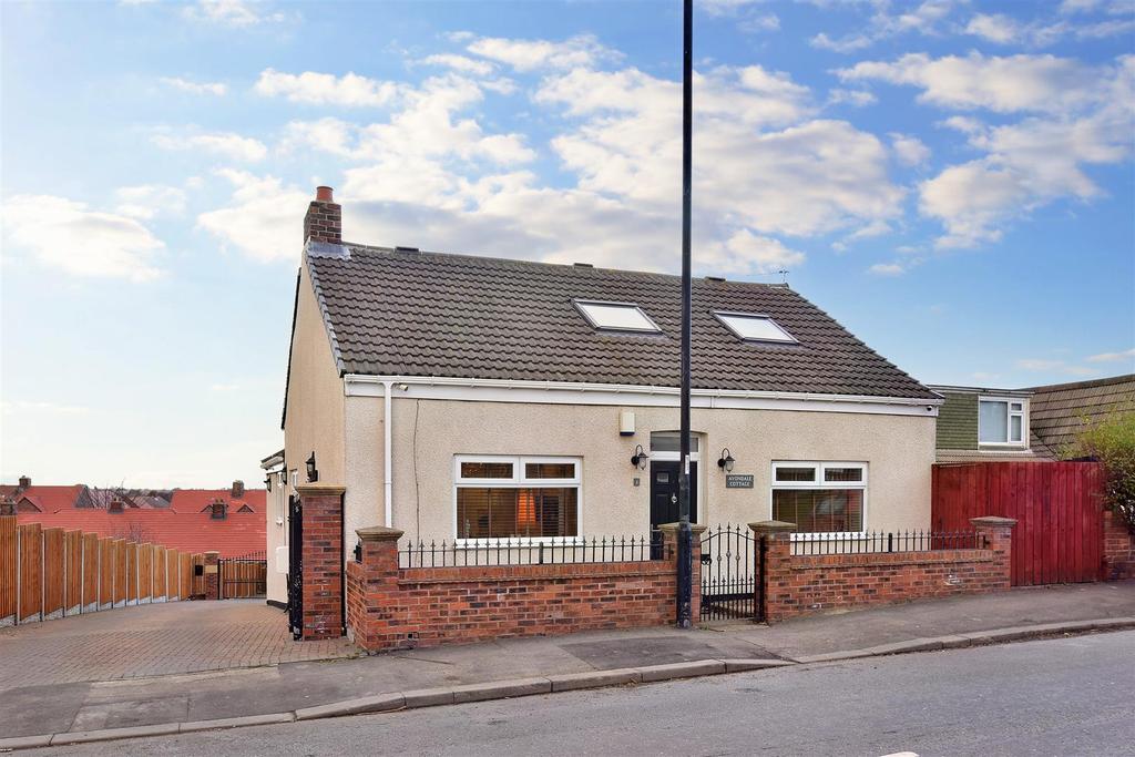 Paddock Lane, New Silksworth, Sunderland 4 bed detached house £284,950
