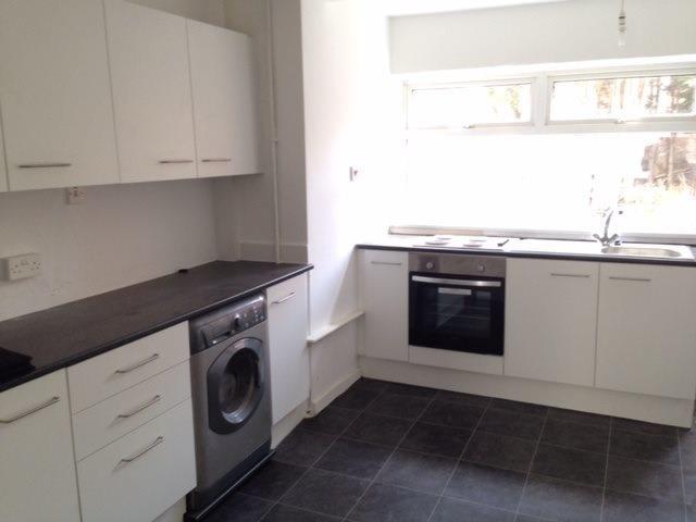 KITCHEN 1.jpg