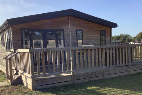 3 bedroom lodge for sale, Cherry Bird Country Park