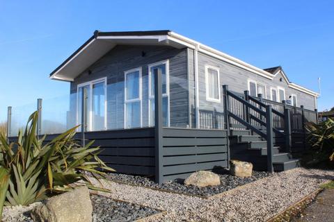 2 bedroom lodge for sale, Seaview Sennen Holiday Park
