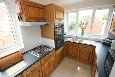 5 bedroom semi-detached house to rent, Pitmaston Road, WR2