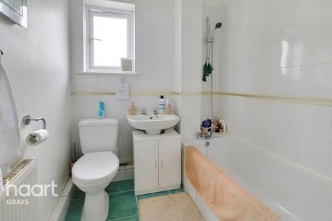 25 Florence Close, Grays, RM20 4AE