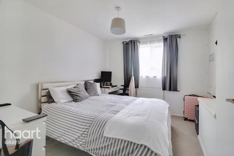 25 Florence Close, Grays, RM20 4AE