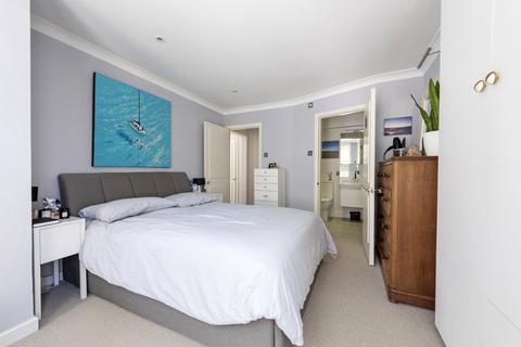 2 bedroom apartment for sale - Salcott Road, SW11