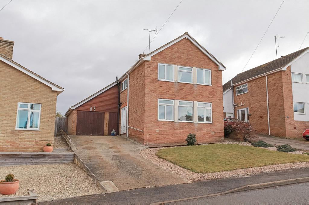 Danvers Road, Broughton 4 bed detached house £395,000