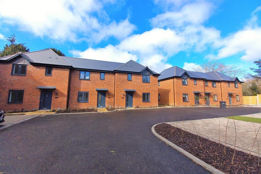 Olivers Battery 3 bed detached house for sale £475,000